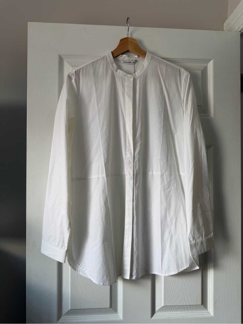 Tatum White Band-Collar Women's Shirt Size M